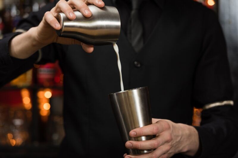 Beaumont Mezclar 21oz French Shaker Stainless Steel - Image 4