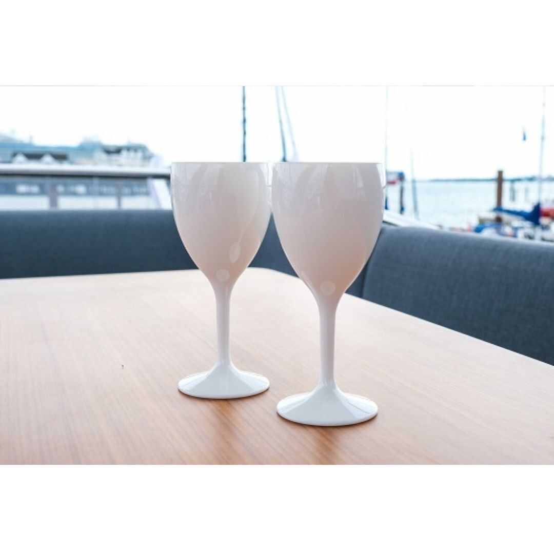 White Elite Premium Polycarbonate Wine Glasses 11oz - Image 4
