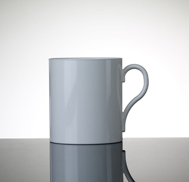 plastic_mug_with_handle